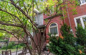 Terraced house – Pape Avenue, Toronto, Ontario,  Canada for C$1,342,000