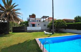 Spacious villa with a backyard, a swimming pool, a relaxation area and a terrace, Denia, Spain for 1,500,000 €