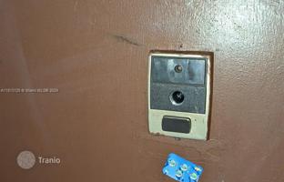 2-bedroom apartments in condo 71 m² in Hialeah for $279,000