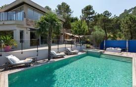 Villa – Theoule-sur-Mer, Côte d'Azur (French Riviera), France. Price on request