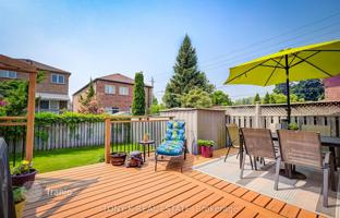 6-bedroom townhouse in Scarborough for C$1,229,000