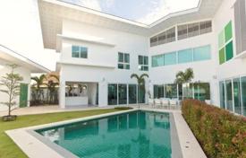 New villa for sale in Naiharn Harn, Phuket, Thailand for $1,586,000