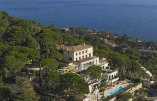 12-bedroom villa 725 m² in Cannes for 105,000,000 €