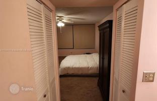 1-bedroom apartments in condo 93 m² in Hallandale Beach for $320,000