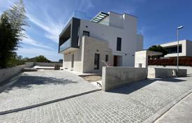 ISTRIA, ROVINJ — detached exclusive villa — new building with swimming pool! OPPORTUNITY! for 1,600,000 €
