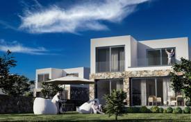 Sea front complex in Kyrenia for 864,000 €