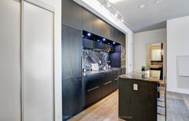 Apartment – Blue Jays Way, Old Toronto, Toronto,  Ontario,   Canada for C$757,000
