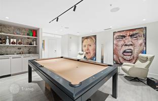 2-bedroom apartments in condo 260 m² in North Ocean Drive for $2,975,000