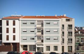 Modern apartment in a residential complex with a fitness center, Porto, Portugal for 350,000 €