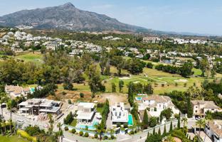 4-bedroom villa 770 m² in Nueva Andalucia for 3,950,000 €