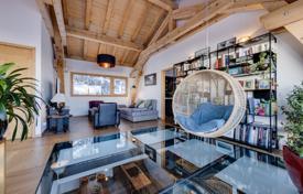 CHALET WITH MOUNTAIN VIEWS — ARC 1600 for 1,460,000 €