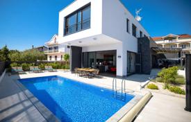 Spacious villa with a pool in a calm coastal area, Zadar, Croatia for 890,000 €
