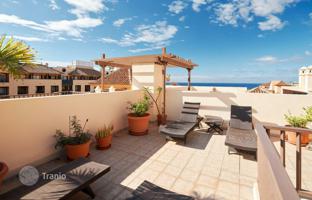 2-bedroom penthouse 193 m² in Costa Adeje for 860,000 €