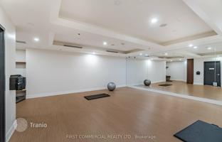 4-bedroom apartment in Saint Clair Avenue West for C$739,000