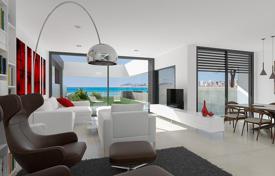 Luxury beach-front villas with solarium and private pool in El Campello for 1,800,000 €