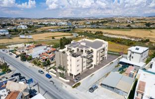 2-bedroom penthouse in Larnaca for 305,000 €
