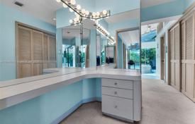 4-bedrooms townhome 300 m² in Bal Harbour, USA for $1,850,000