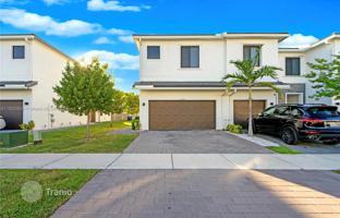 3-bedroom house 195 m² in Miami for $470,000