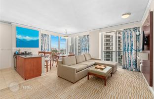 1-bedroom apartments in condo 95 m² in Collins Avenue for $925,000