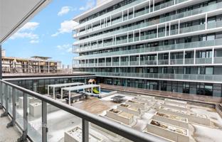 2-bedroom apartment in Sumach Street for C$1,005,000