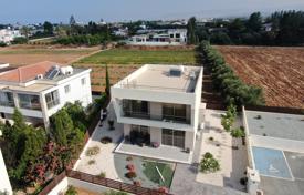 New complex of sea view villas in the prestigious area, Chlorakas, Cyprus for From 415,000 €