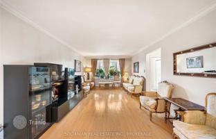 10-bedroom house in North York for C$1,915,000