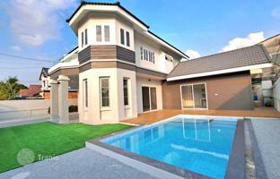 3-bedroom cottage 242 m² in Pattaya for $229,000