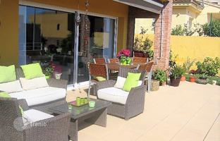 Two-storey townhouse with a swimming pool and a sea view near the beach, in a prestigious area of Lloret de Mar, Spain for 708,000 €