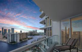 Spacious flat with ocean views in a residence on the first line of the beach, Aventura, Florida, USA for $1,244,000