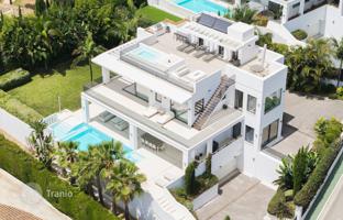 5-bedroom villa 586 m² in Marbella for 5,650,000 €