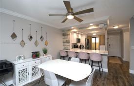 Townhome – Coconut Creek, Florida, USA for $379,000