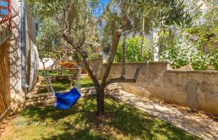 8-bedroom house 410 m² in Krk for 630,000 €