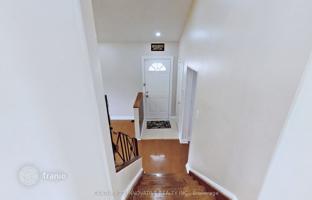 8-bedroom house in Scarborough for C$1,389,000