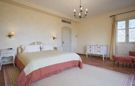4-bedroom villa in Tourrettes for 12,000 € per week