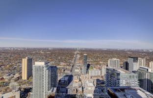5-bedroom apartment in Eglinton Avenue East for C$780,000