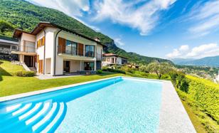 Comfortable villa with a private garden, a swimming pool, a parking, a terrace and a Lake view, Tremezzo, Italy for 3,100,000 €