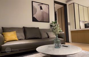 1-bedroom apartments in condo in Khlong Toei for $582,000