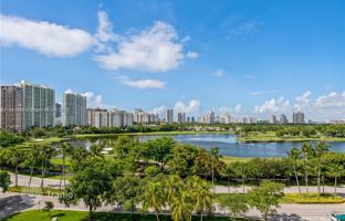 2-bedroom apartments in condo 93 m² in Aventura for $305,000