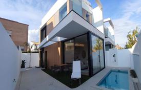 New two-storey villa with a pool in Torre de la Horadada, Licante, Spain for 647,000 €