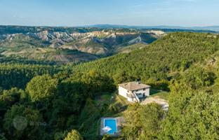4-bedroom country house 503 m² in Viterbo for 650,000 €