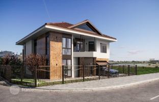 4-bedroom house 290 m² in Pomorie for 449,000 €