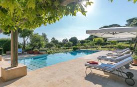 Villa – Cap d'Antibes, Antibes, Côte d'Azur (French Riviera),  France. Price on request