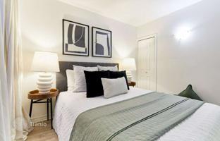 3-bedroom townhouse in Rhodes Avenue for C$1,257,000