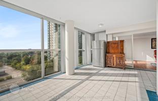 6-bedroom apartment in Yonge Street for C$1,076,000