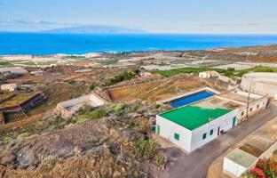 Farm 81,000 m² in Guia de Isora for 1,740,000 €