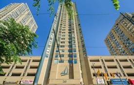 Apartment – Queens Quay West, Old Toronto, Toronto,  Ontario,   Canada for C$909,000