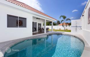 2-bedroom villa 400 m² in Phuket Town for $262,000
