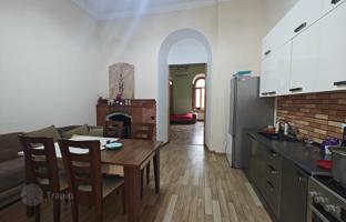 3-bedroom apartment 112 m² in Old Tbilisi for $200,000