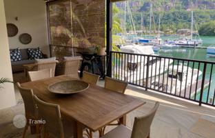 2-bedroom apartment 142 m² in Mahé for $595,000