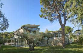 Villa – Saint-Tropez, Côte d'Azur (French Riviera), France for 8,948,000 €